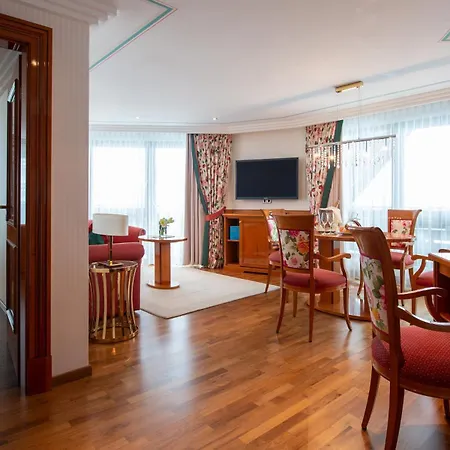 Dollenberg 5* Bad Peterstal-Griesbach