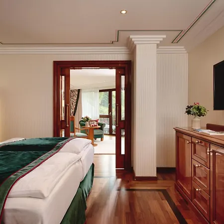 Otel Dollenberg Bad Peterstal-Griesbach